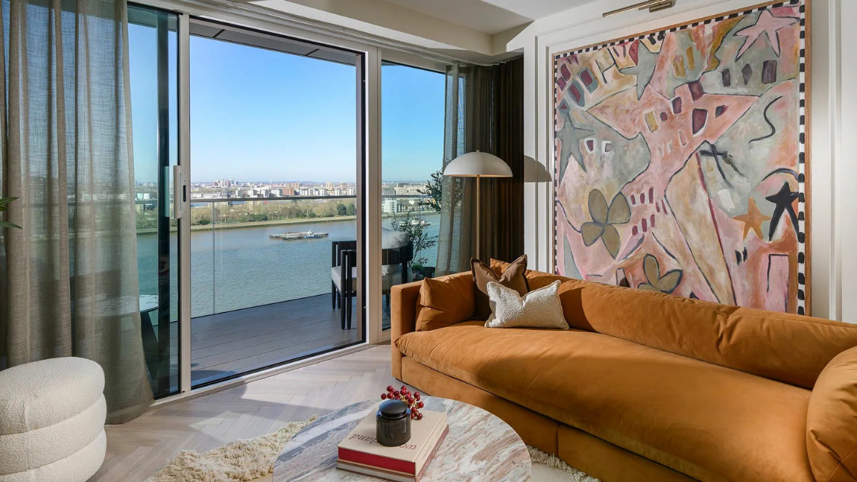 3 34 Royal Arsenal Riverside