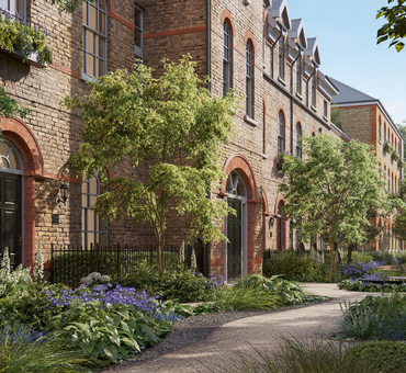 kapak 34 Fifty Brook Green